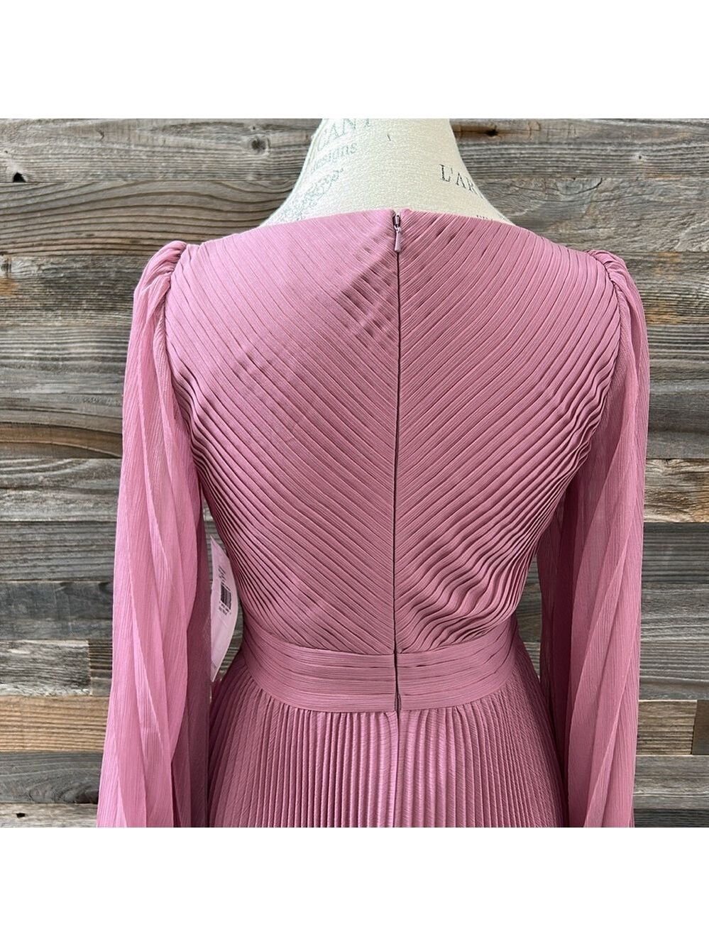 NWT Theia Sample Pleated Midi Dress Long Sleeve Size 4 - Picture 8 of 14